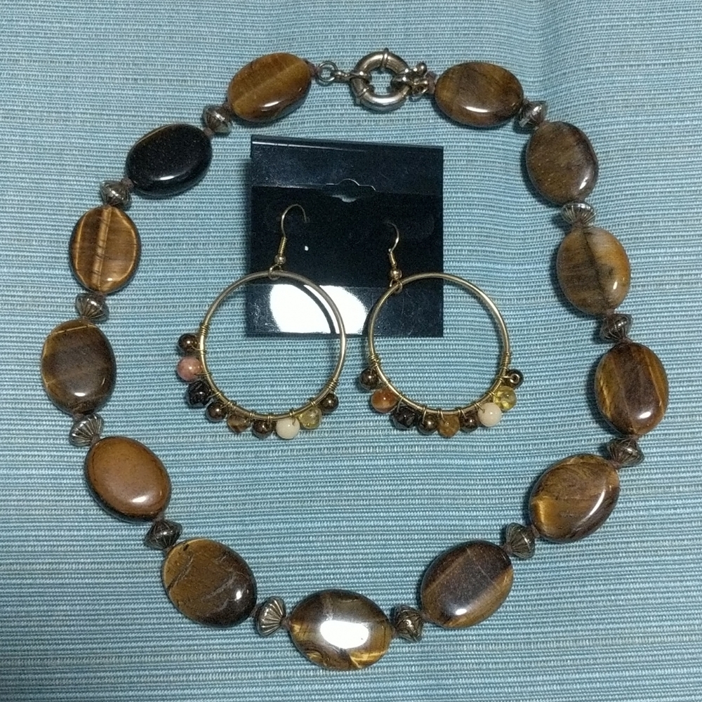 NFSG523 Necklace & Hoop Earrings